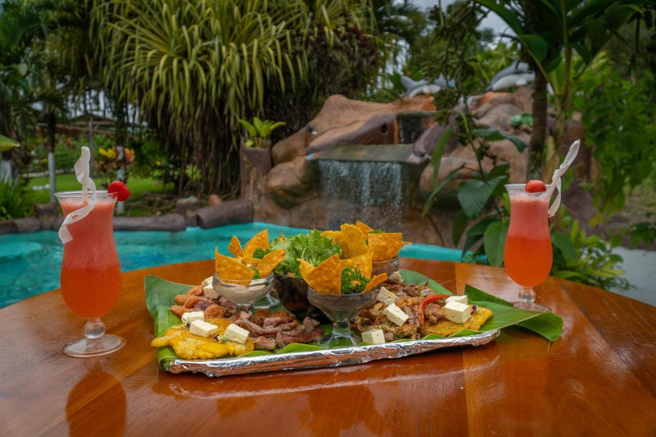 Hotel & Hot Springs Sueno Dorado Ла Фортуна Экстерьер фото